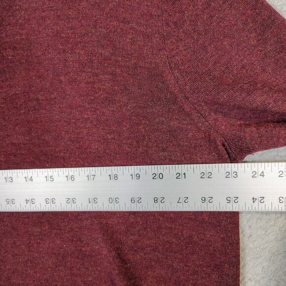Banana Republic Sweater Men's XL Red 100% Extra Fine Merino Wool V-Neck Classic - Picture 11 of 11